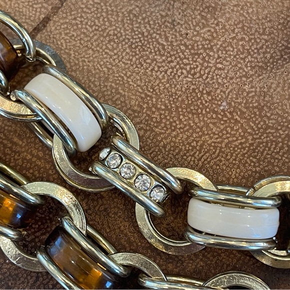 Coldwater Creek Rhinestone Crystal Pave Resin Lucite Chain Link Necklace - Picture 6 of 6